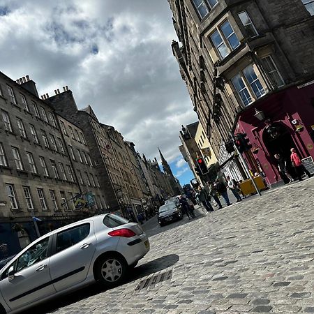 Old House In Central Of Old Town Edinburgh Luaran gambar